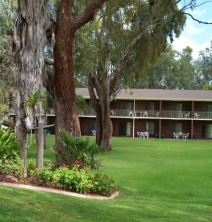 Tocumwal Golf Resort Dış mekan fotoğraf